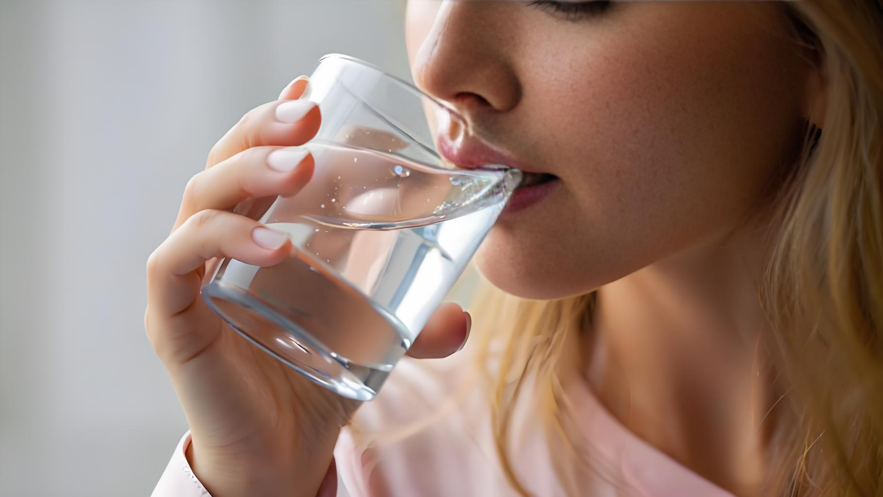 总感觉口干舌燥，是哪里出了问题?该怎么缓解?